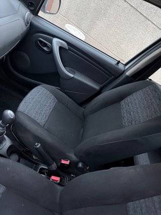 Dacia Duster 2011