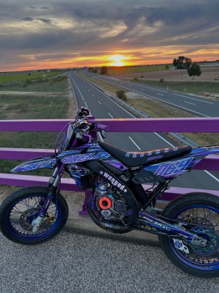 Moto Supermotard 80cc