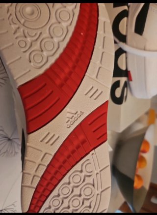 Zapatillas Adidas Midcity Blancas y Rojas n38,2/3