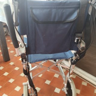 Silla de ruedas plegable