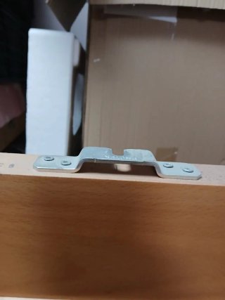 Puerta corredera de madera con 4 cristales