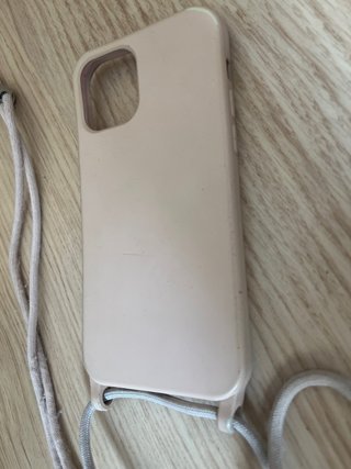 Funda iPhone 12 Rosa Pastel con Cuerda