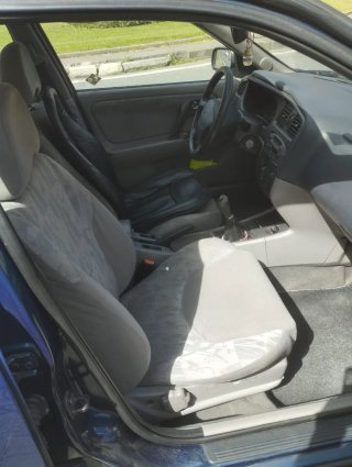 Nissan Primera 2000