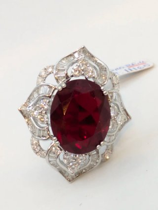 Anillo Oro 18k con Diamantes
