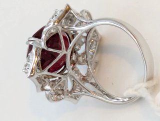 Anillo Oro 18k con Diamantes