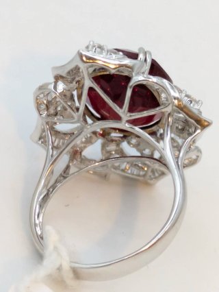 Anillo Oro 18k con Diamantes