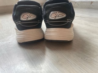 Dior B30 Zapatillas Deportivas Negras y Blancas