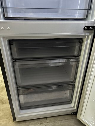 Frigorífico Samsung RB38T776CS9