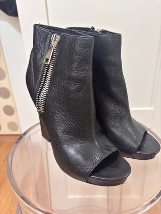 Botines Ash Tacón Cremallera Peep Toe Piel