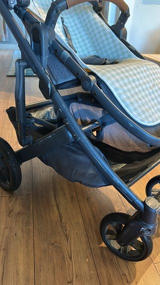 Carrito Bebé Uppa Baby + capazo + antimosquitos