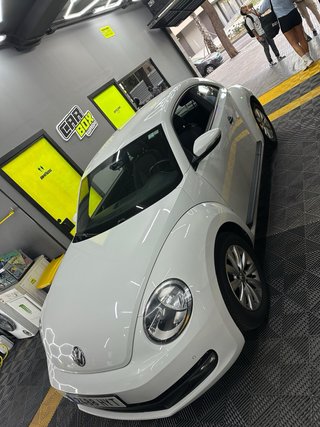 Vw   Beetle  tdi  2.0 2014