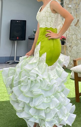 Traje de Flamenca Talla 36-38 tela perforada
