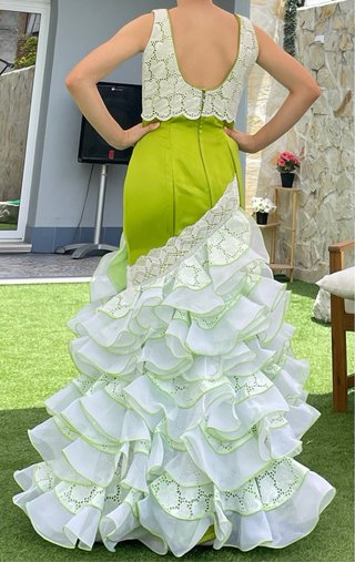 Traje de Flamenca Talla 36-38 tela perforada