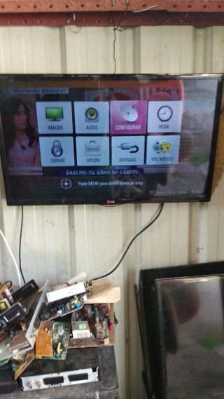 Televisor LG Negro