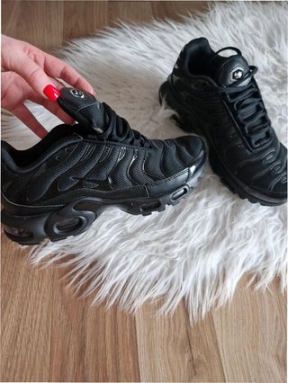 Nike Air Max Plus TN Triple Black EU 40