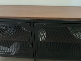Mueble TV madera y metal negro IKEA