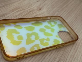 Funda iPhone 12 Leopardo Blanca Reflectante
