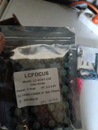 LEDs  para fabricar pantallas de acuario