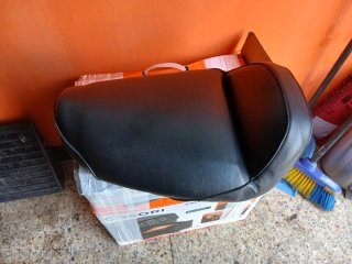 Asiento Harley Davidson 883
