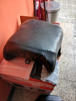 Asiento Harley Davidson 883
