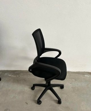 Silla de escritorio negra