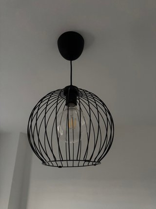 Lámpara colgante negra estilo jaula Ikea