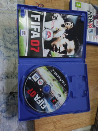 Giochi PS2 Pirati dei Caraibi e FIFA