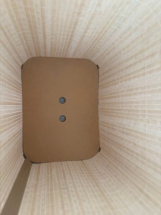 Plancha de ropa + cubo para la ropa