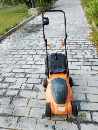 Cortacésped Eléctrico Roster 1000W