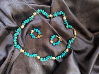 Conjunto Collar y Pendientes Turquesa y Perla