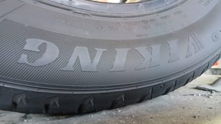 NEUMATICO 195/60R15