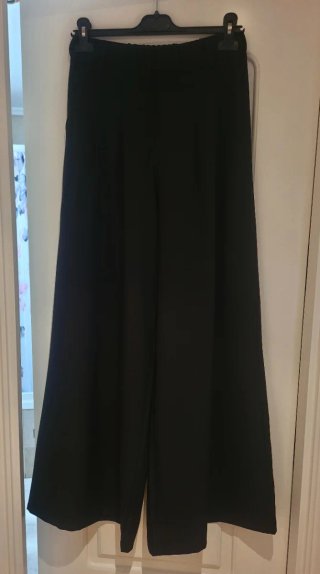 Pantalón ancho negro