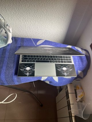 Ordenador portátil e impresora Epson