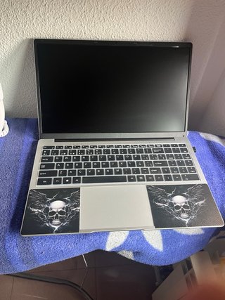 Ordenador portátil e impresora Epson