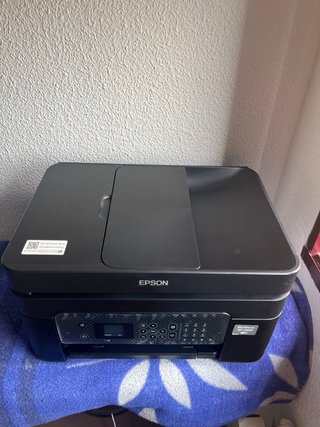 Ordenador portátil e impresora Epson
