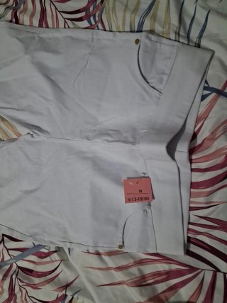 Leggings blancos talla M +chaqueta roja 38 primark