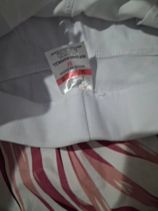 Leggings blancos talla M +chaqueta roja 38 primark