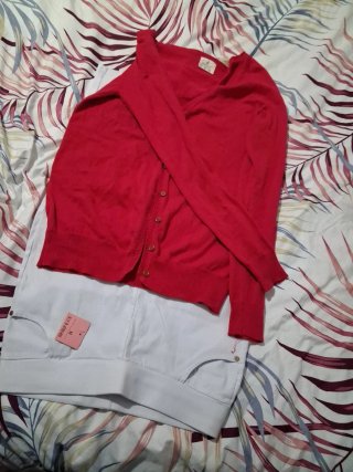 Leggings blancos talla M +chaqueta roja 38 primark