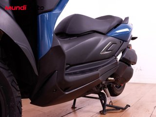 YAMAHA TRICITY 300