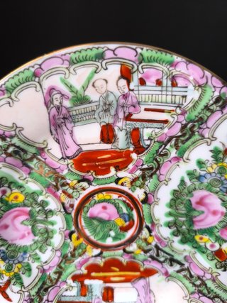 Prato 17cm Figuras Orientais Porcelana