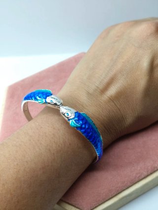Pulsera Plata Peces Enfrentados Azul