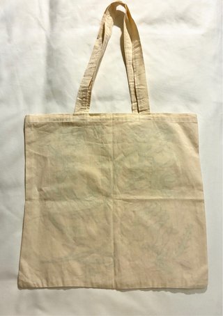 Bolso Tote Bordado a Mano Estilo Otomí
