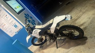 MOTO ENDURO SHERCO CITY CORP SOLO CAMBIO POR 4X4