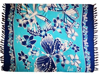 Pareo estilo balinés con flores y mariposas