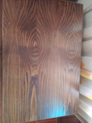 Mesa antigua de cocina de madera