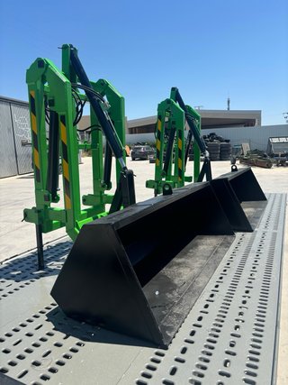 Pala trasera para tractor