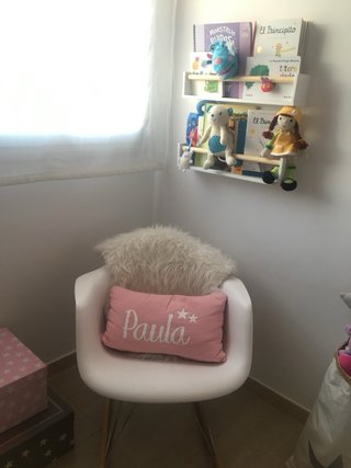 Silla Mecedora Blanca Diseño Moderno