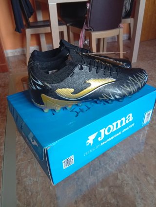 Botas de fútbol Joma Striker