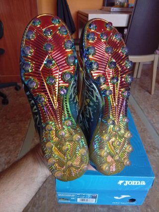 Botas de fútbol Joma Striker
