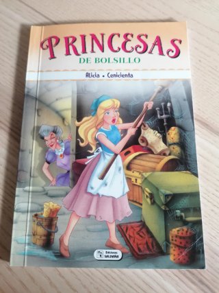 Alicia y Cenicienta